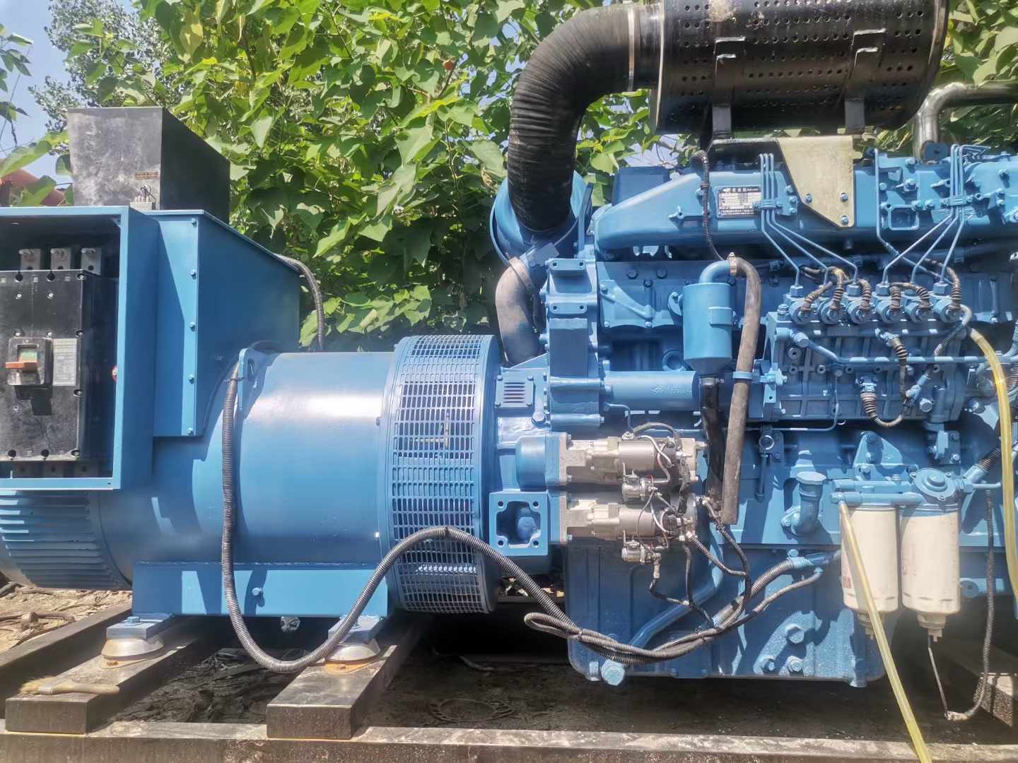 西湖详细说明降低 800kW 柴油发电机输出电流波动的方法