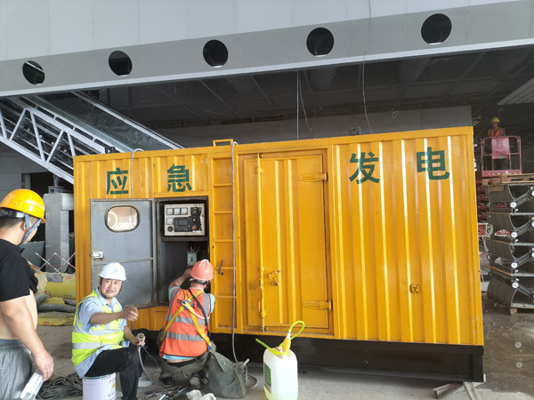 西湖怎样判断空气滤清器是否需要更换?